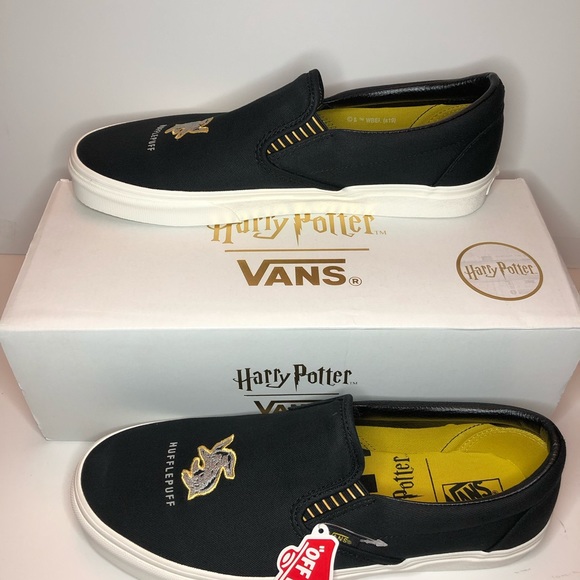 New in box Harry Potter Vans Hufflepuff Edition - Picture 3 of 5